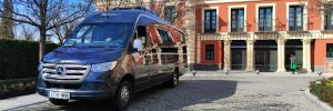 Alquilar un Minibús de 12 Plazas con Conductor